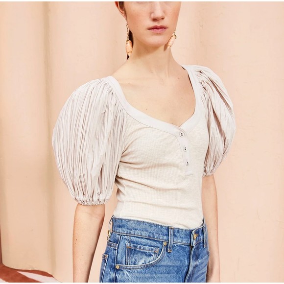 NWT ULLA JOHNSON Marika Puff Sleeve Top Size Large Beige Cobblestone Cream - Picture 1 of 2